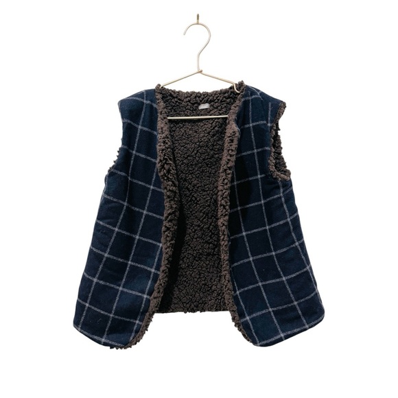 Makie kids unisex 100% wool vest in navy and brown faux shearling lining NEW - Picture 1 of 6